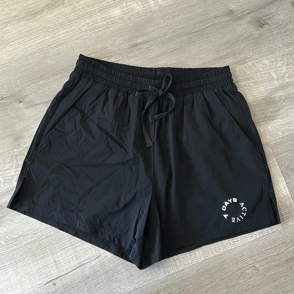7 DAYS ACTIVE | Training Shorts